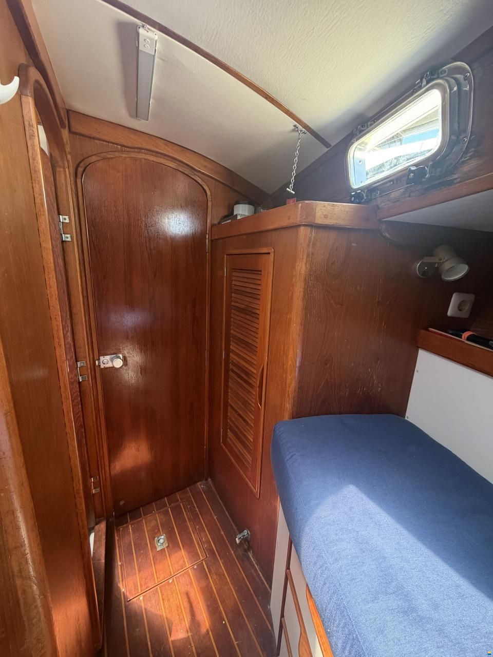 Irwin 38 Mark II