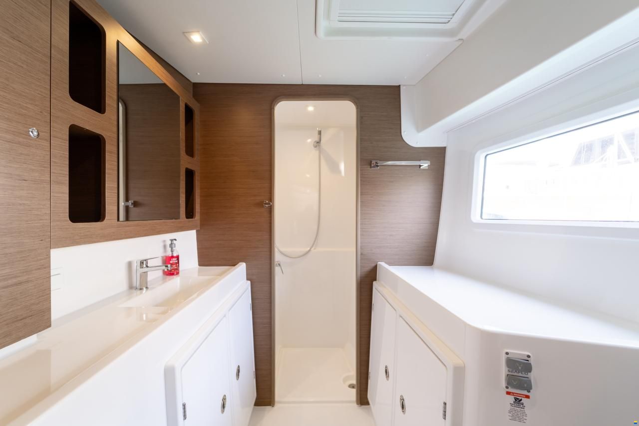 Lagoon 42 NEO