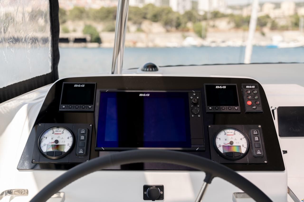 Lagoon 42 NEO