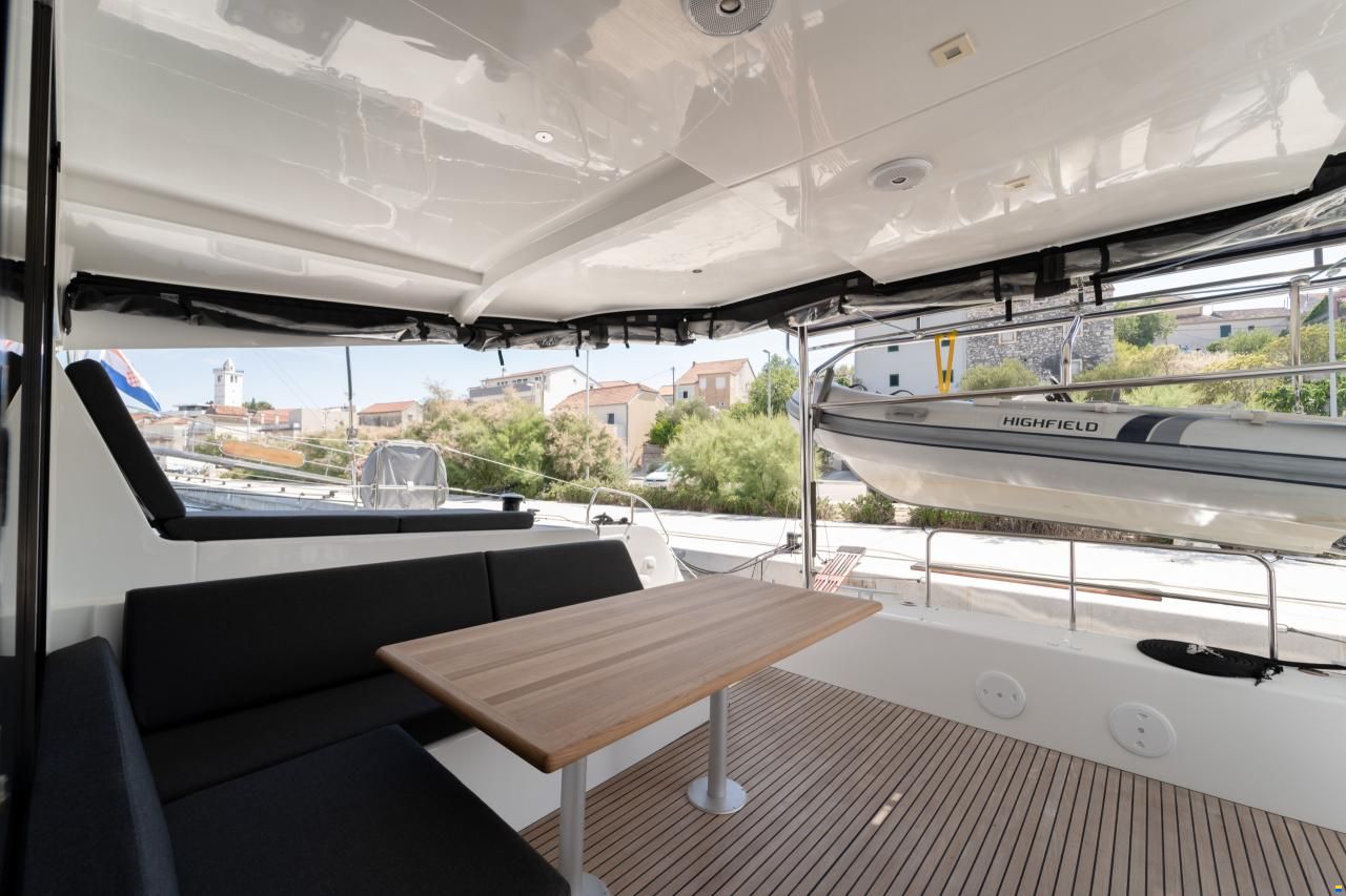 Lagoon 42 NEO