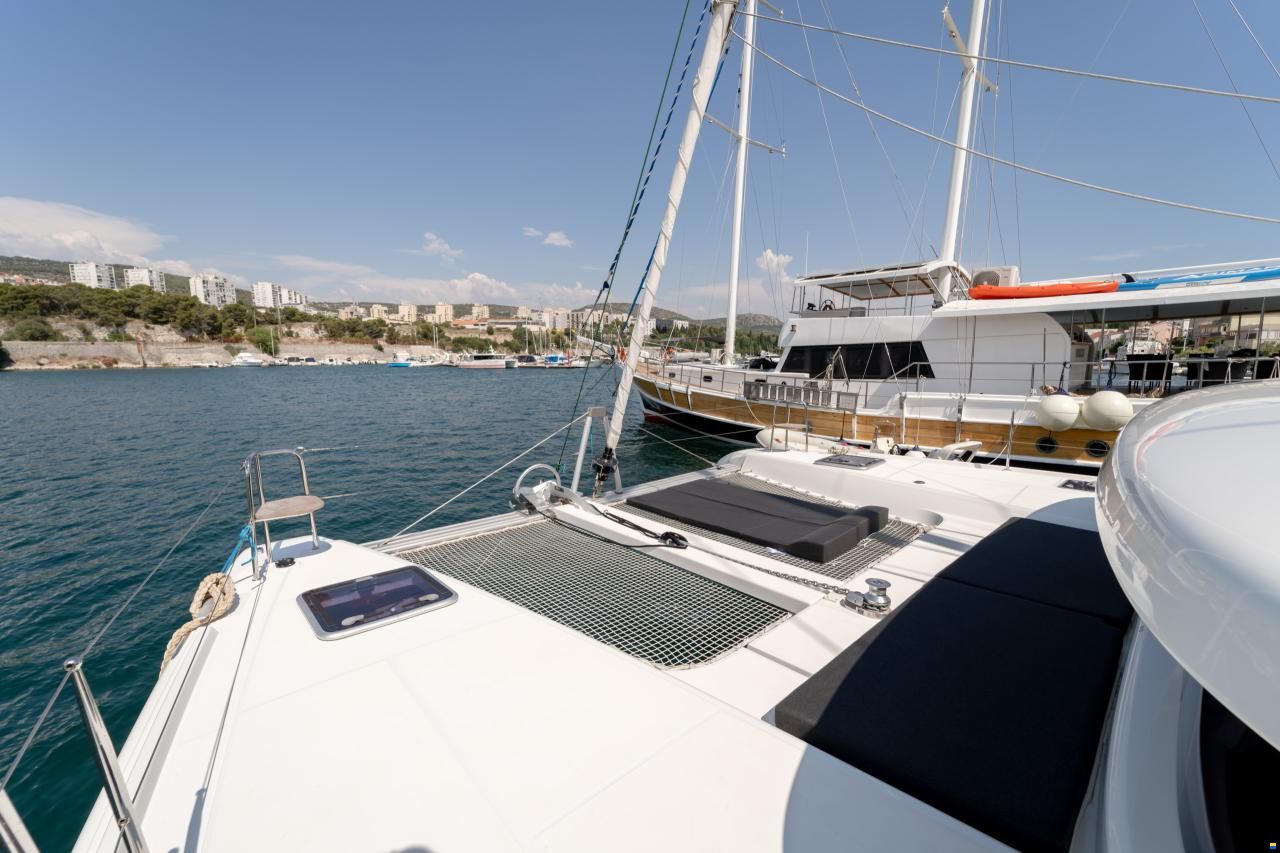 Lagoon 42 NEO