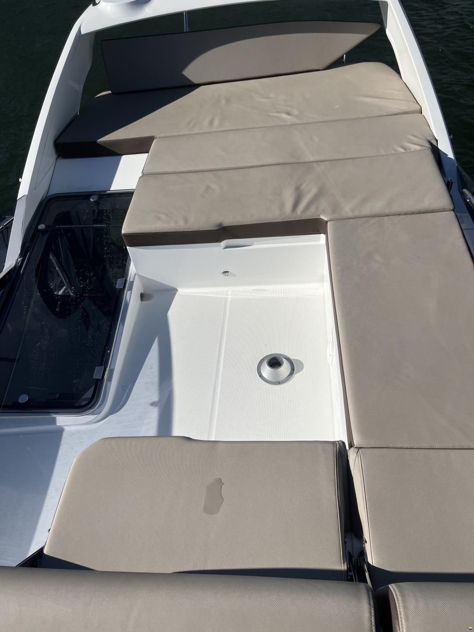 Galeon 360 Fly