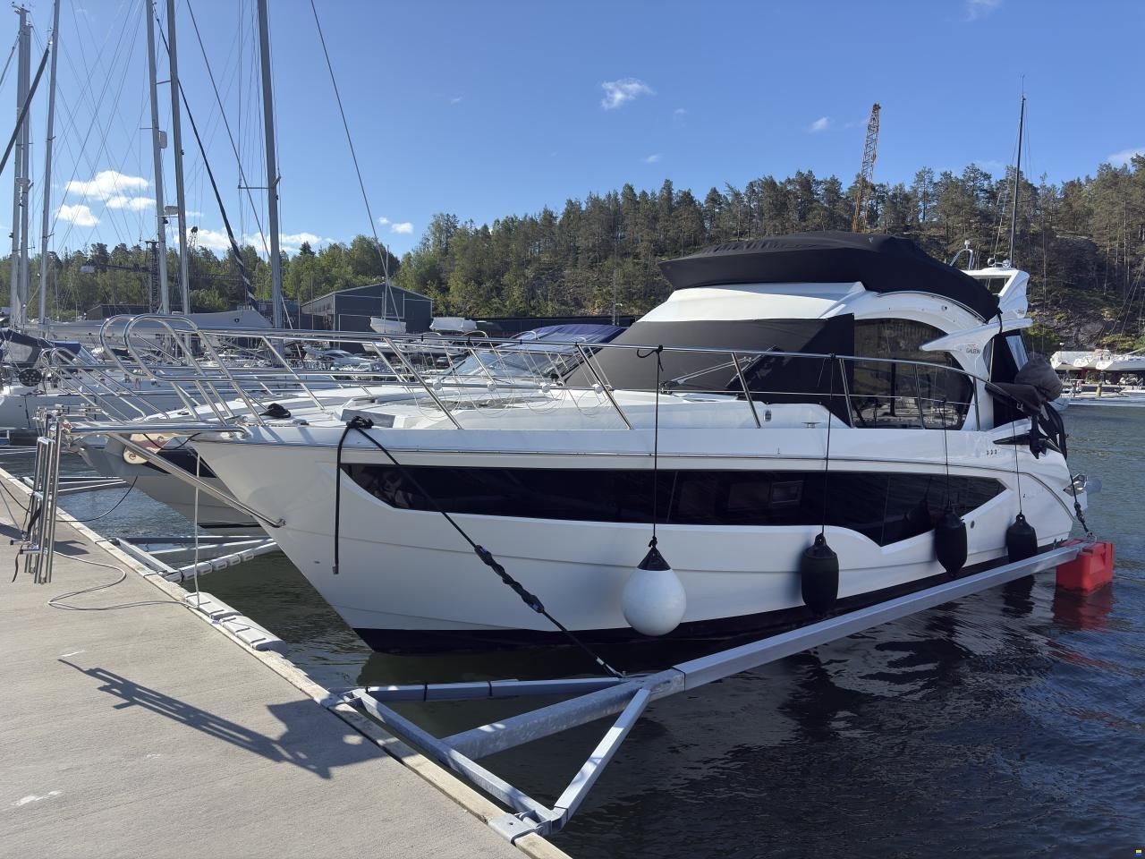 Galeon 360 Fly