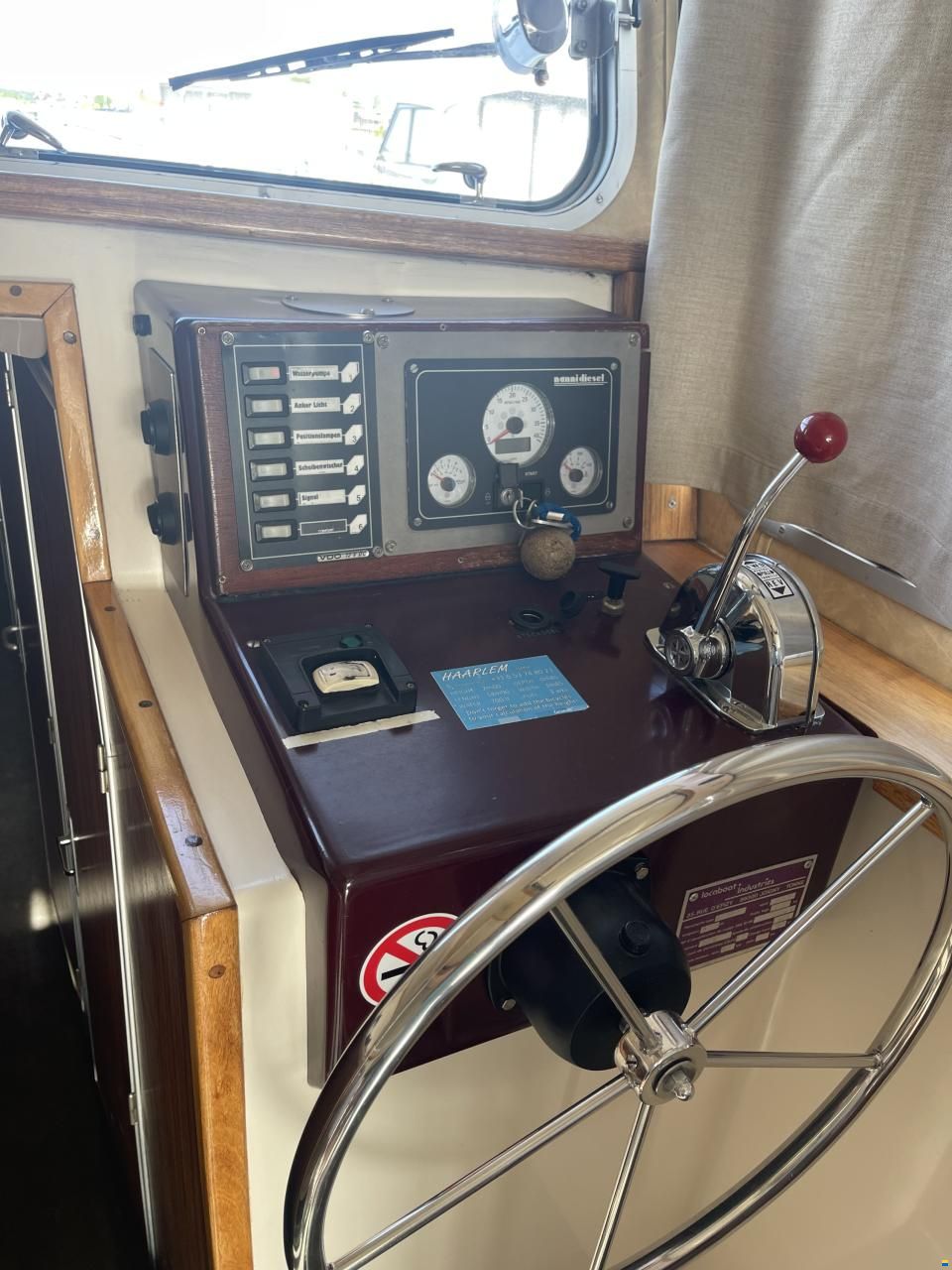 Locaboat 1500R
