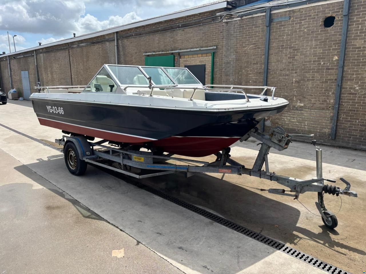 Fantasy Bowrider