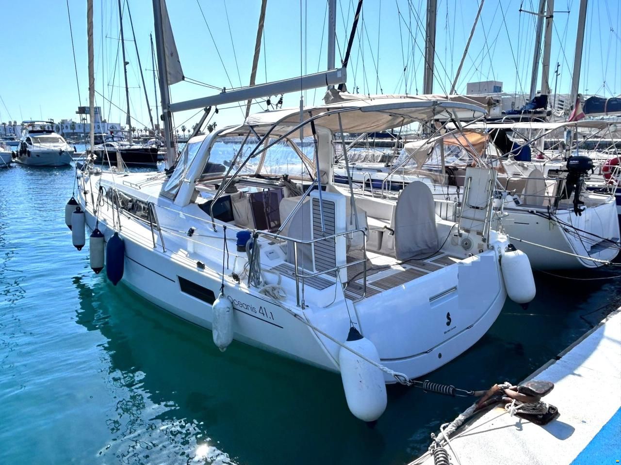 Beneteau Oceanis 41.1
