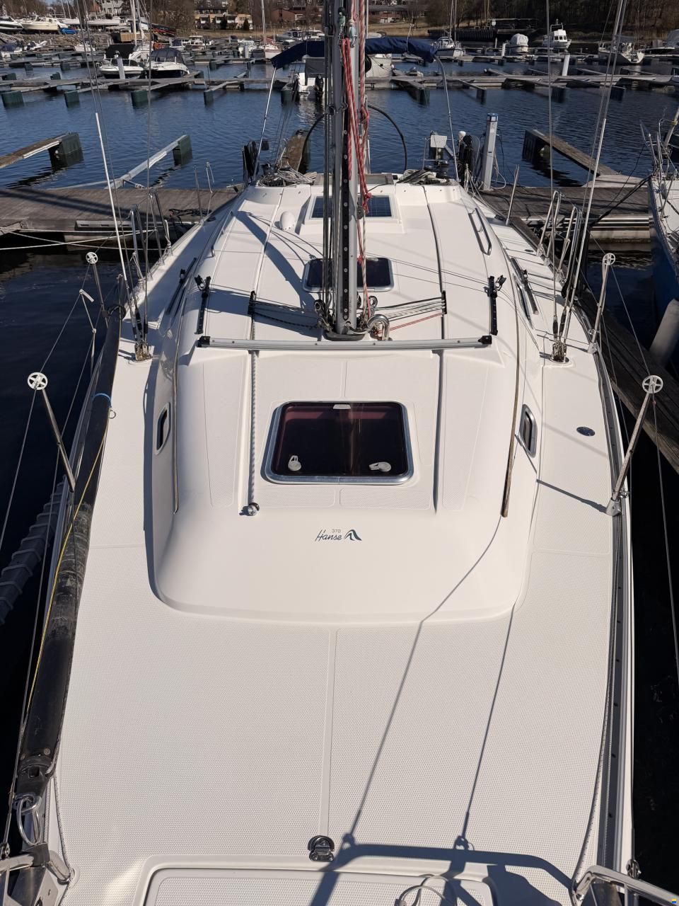 Hanse 370