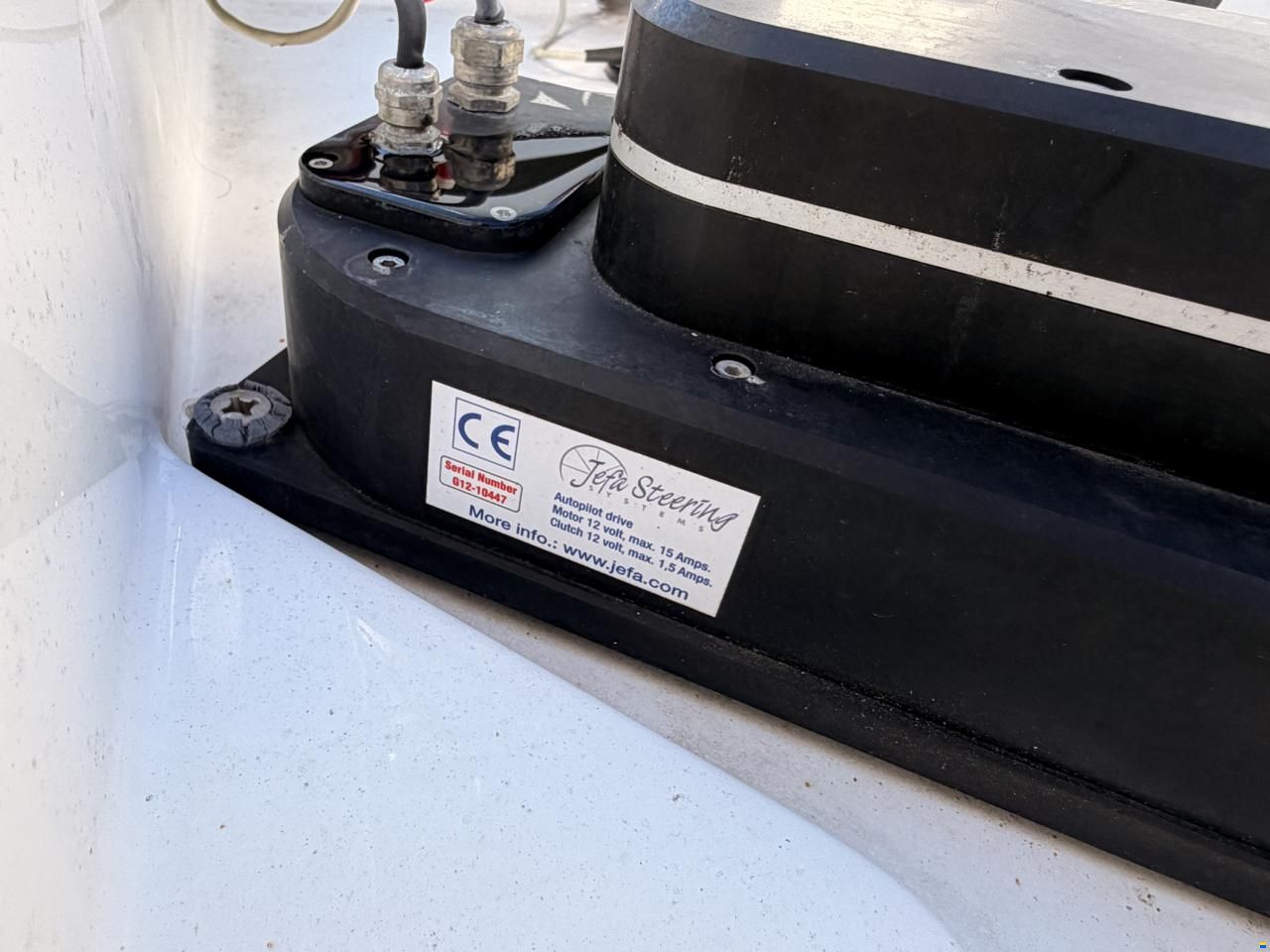 Hanse 370