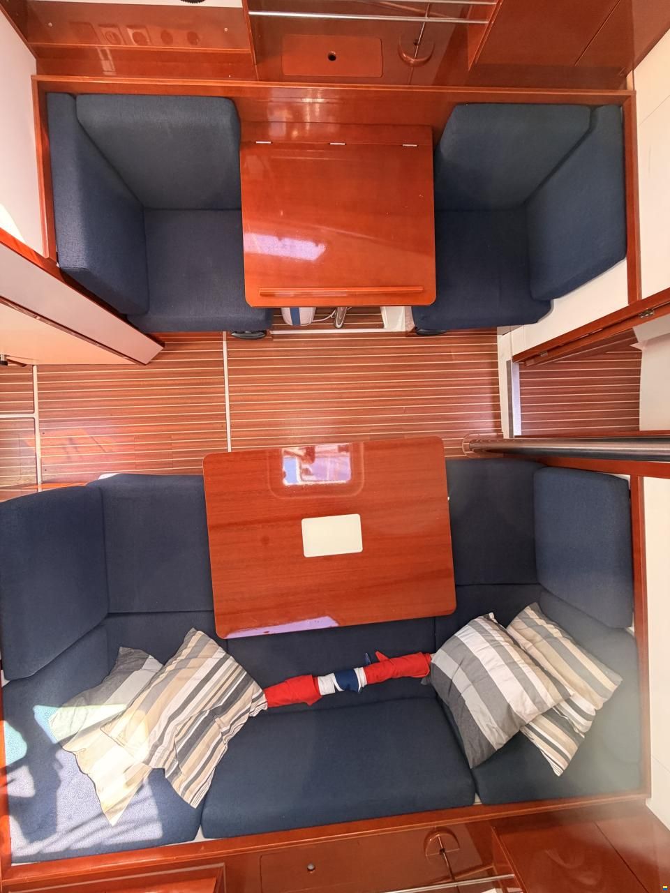 Hanse 370