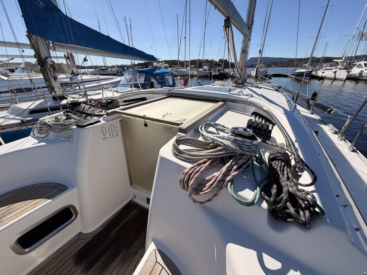 Hanse 370