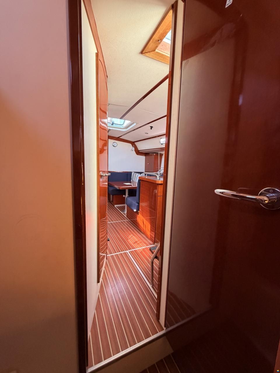 Hanse 370