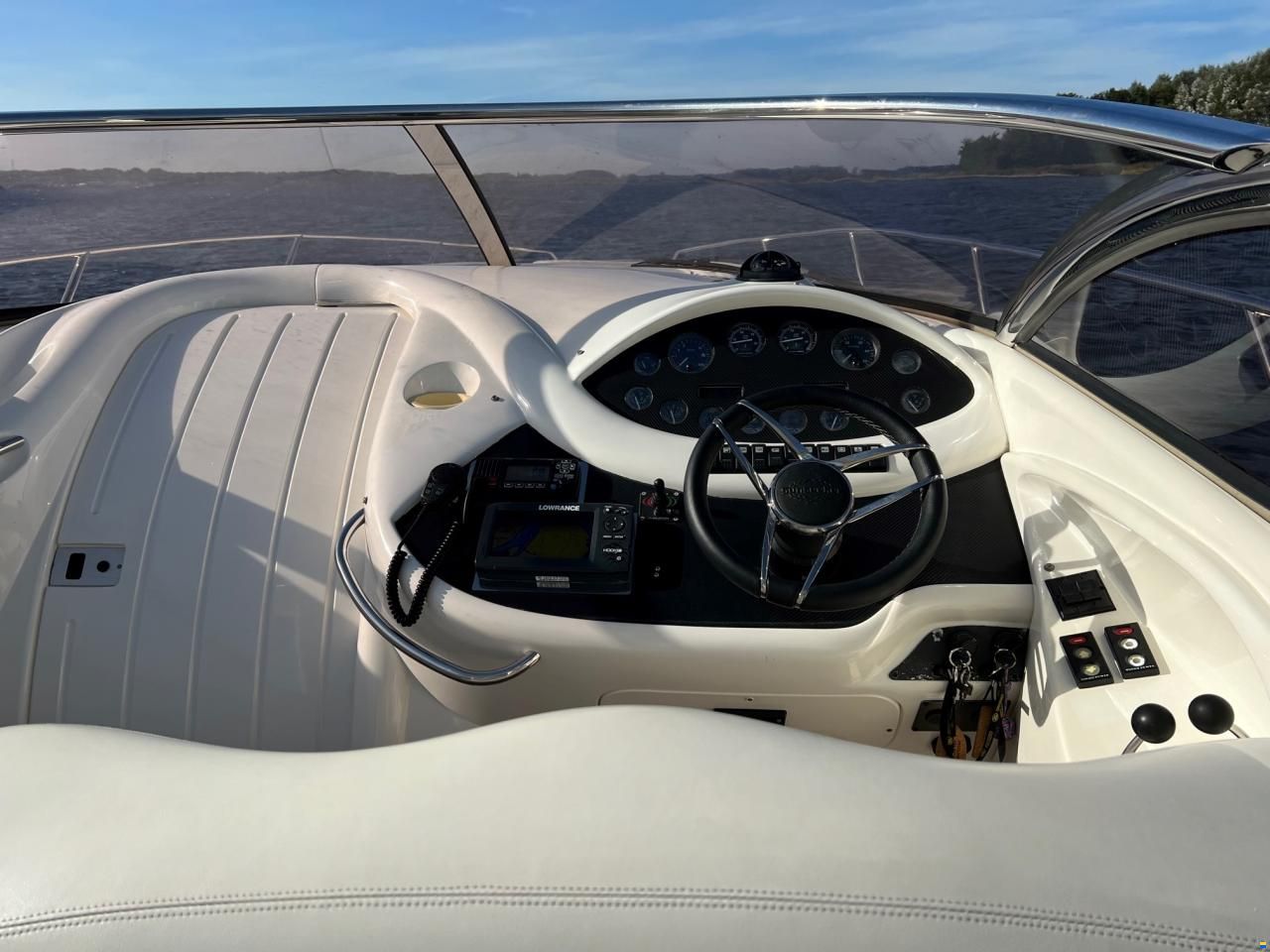 Sunseeker Superhawk 34