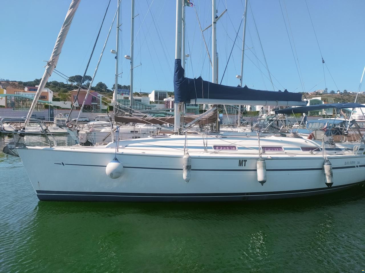 Bavaria Cruiser 36