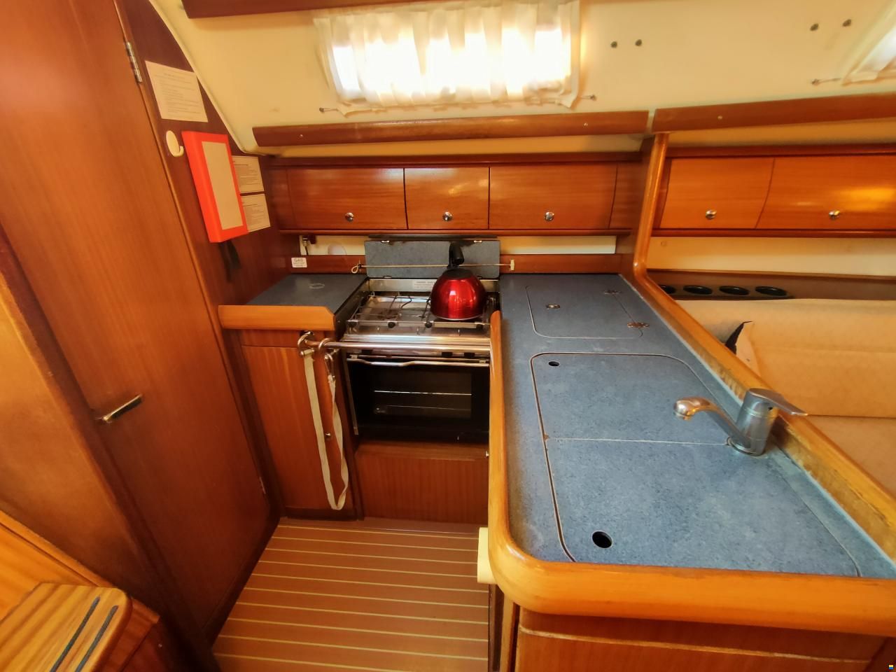 Bavaria Cruiser 36