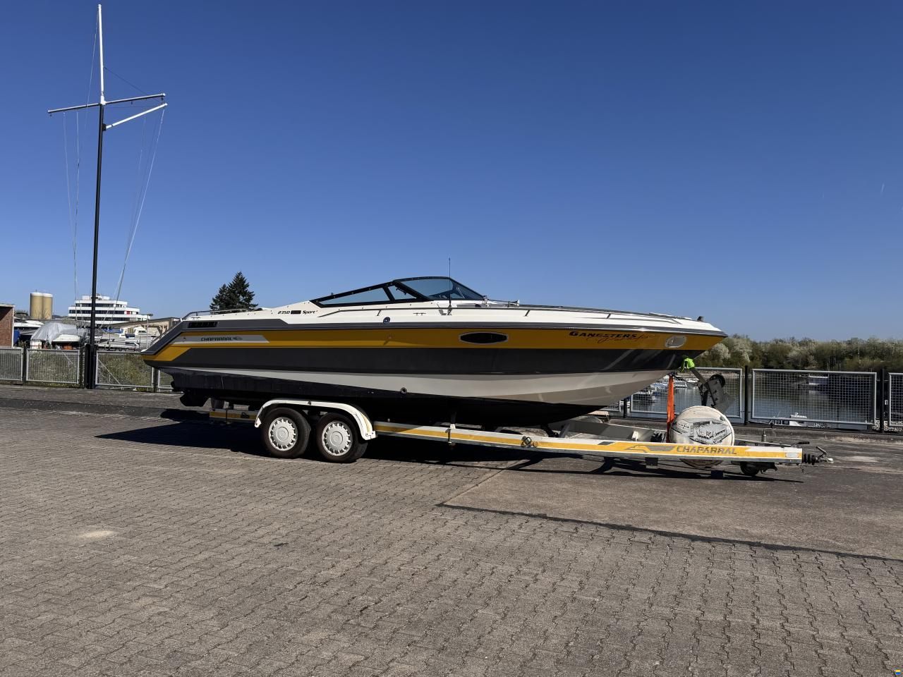 Chaparral 2350sx Sport