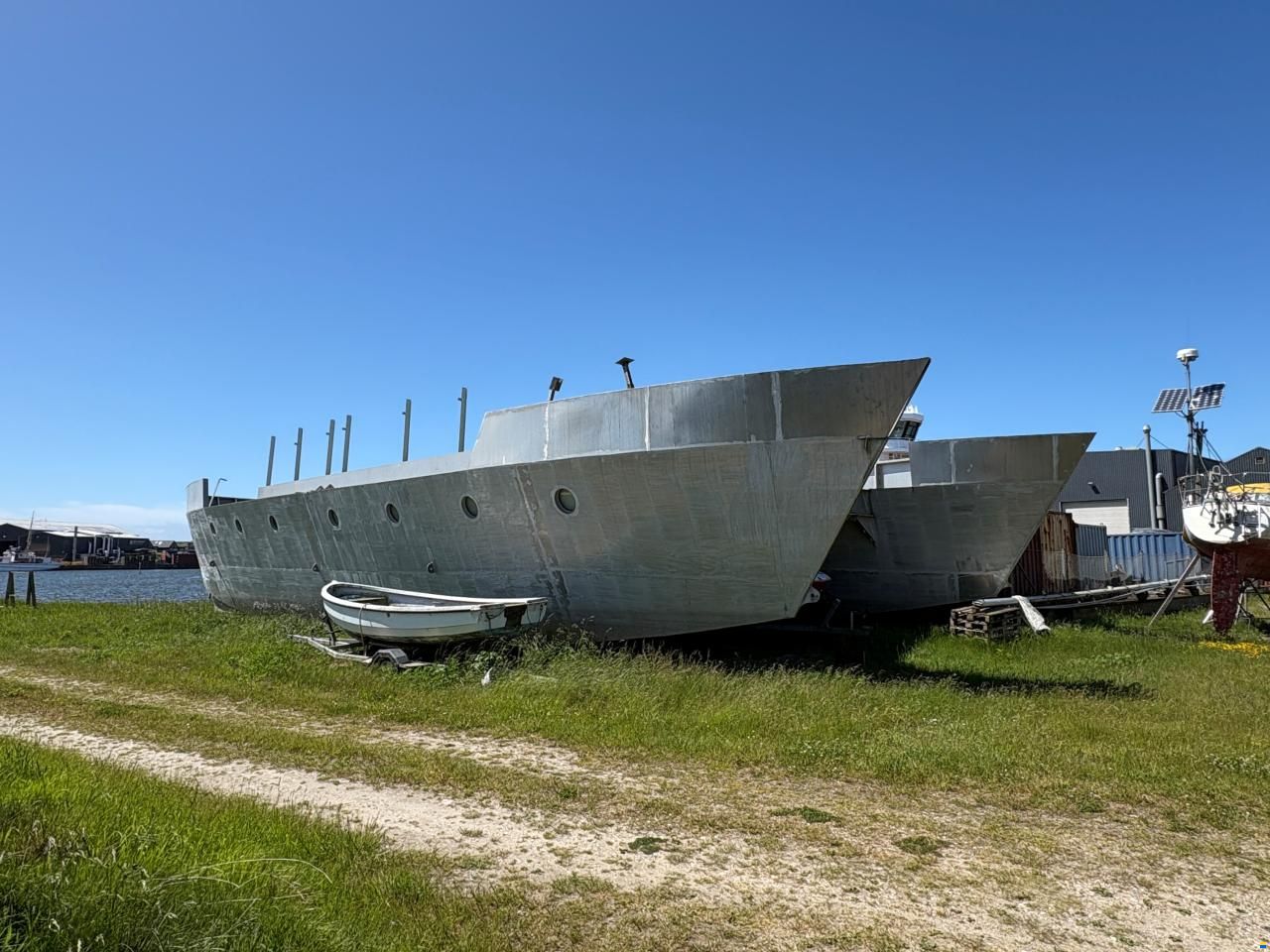 30m catamaran project