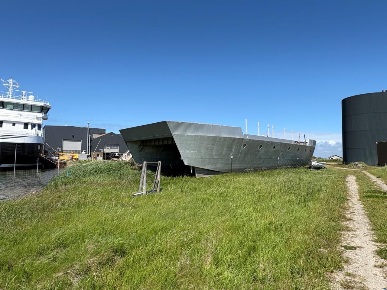30m catamaran project
