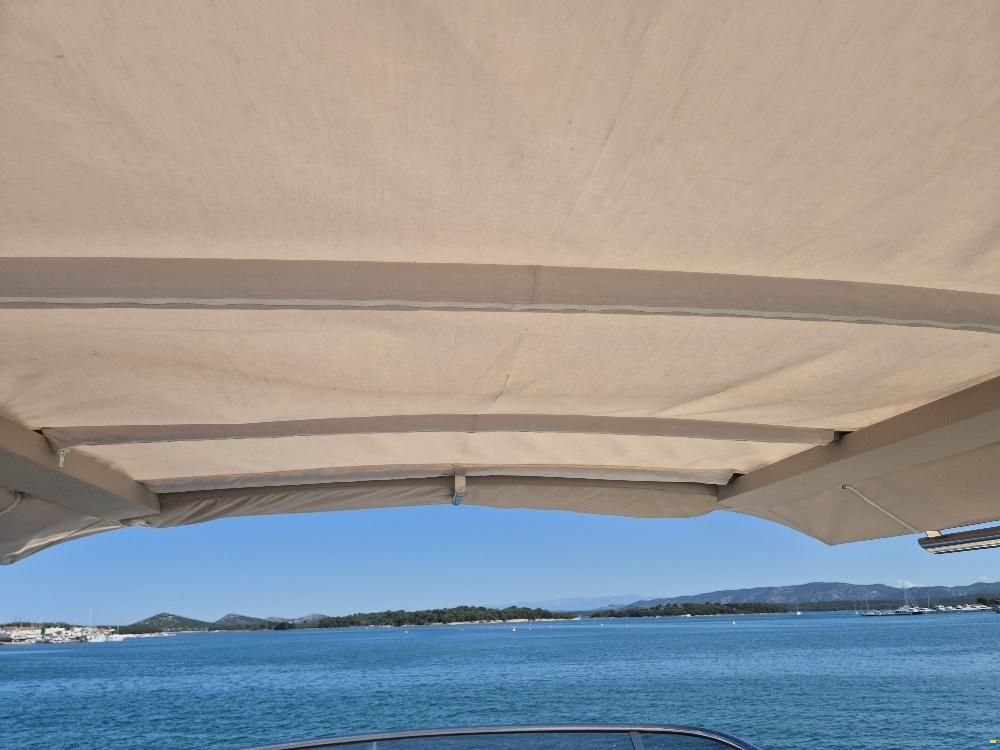 Azimut 53 FLY