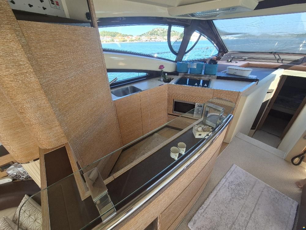 Azimut 53 FLY