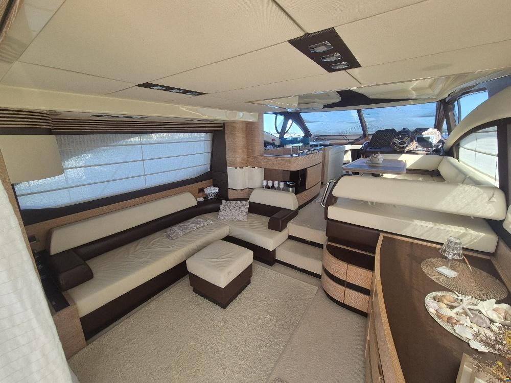 Azimut 53 FLY