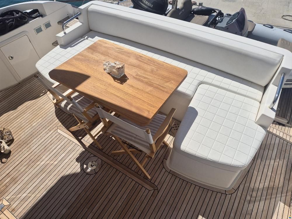 Azimut 53 FLY