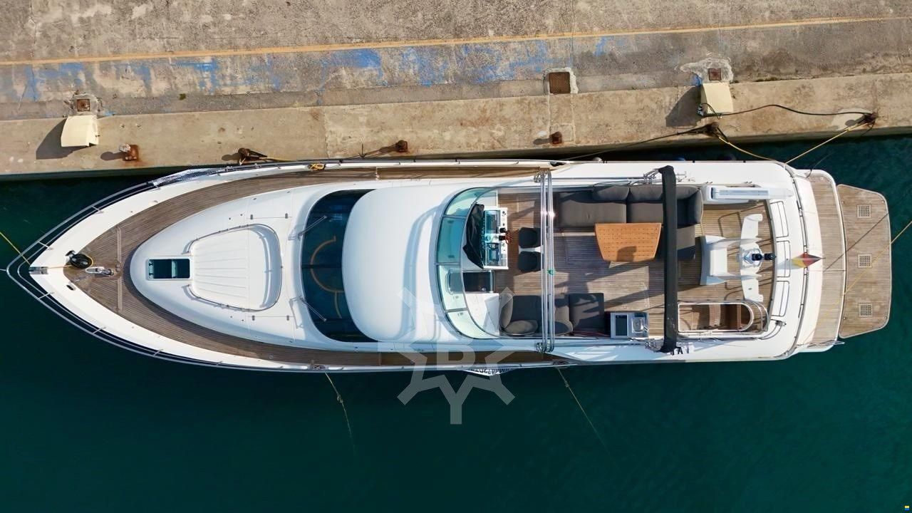Fairline SQUADRON 74