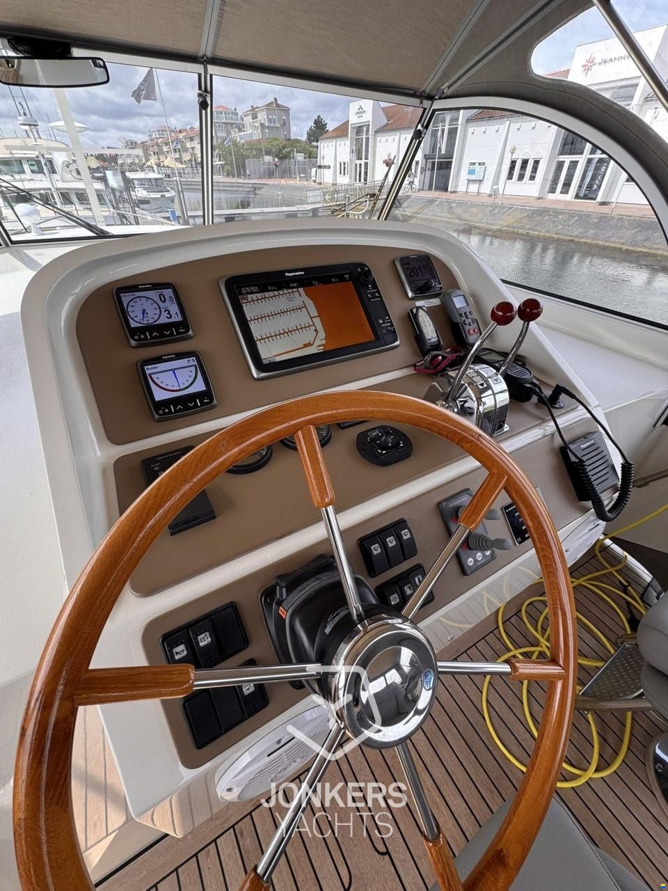 Linssen GRAND STURDY 40.9 AC TWIN "BRILLIANT EDI