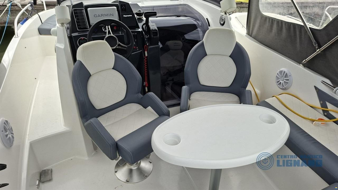 AM Yacht 620 Sundeck