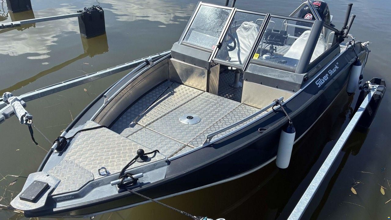 SilverYacht Shark BRx