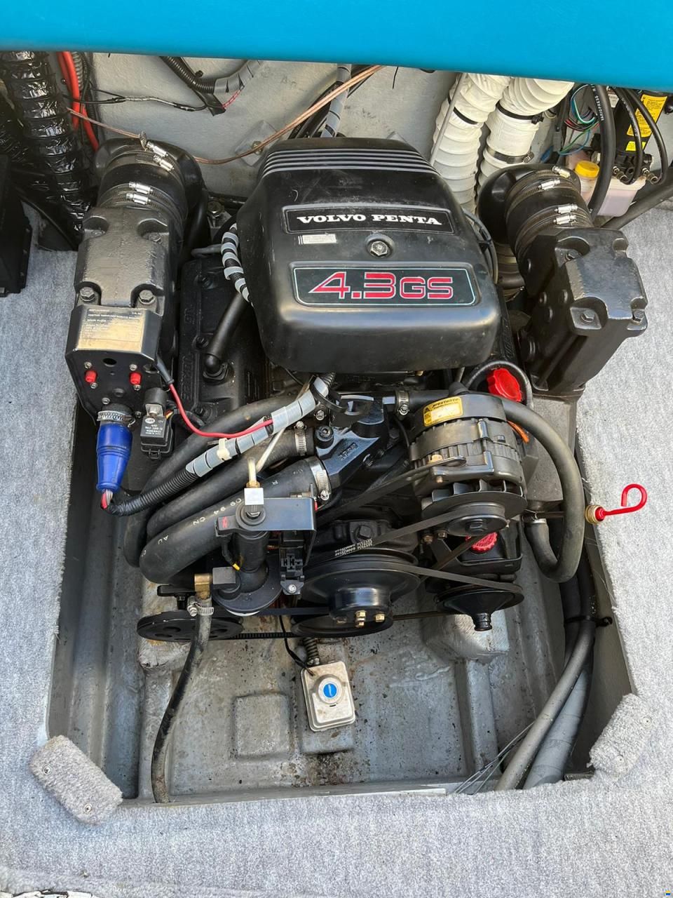 Crownline 210CCR