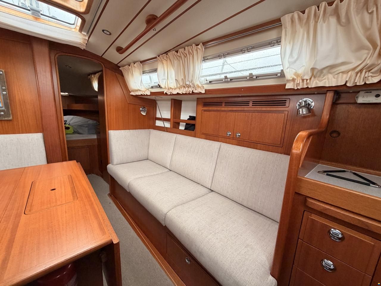 Hallberg-Rassy 310