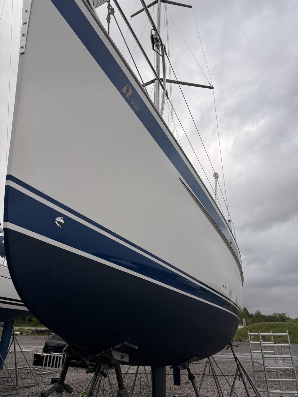 Hallberg-Rassy 310