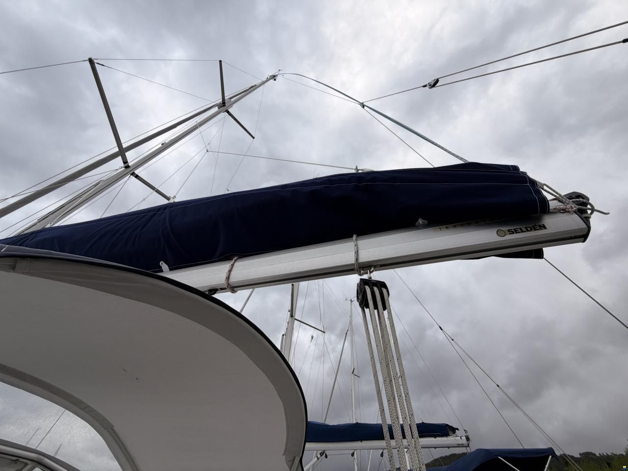 Hallberg-Rassy 310