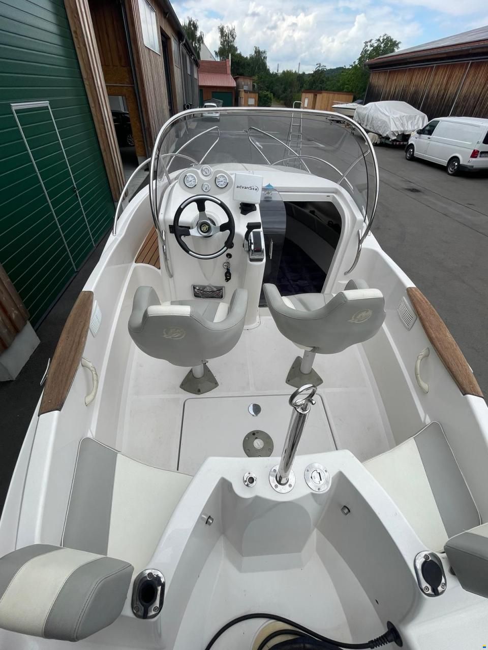 Quicksilver 555 Commander WA