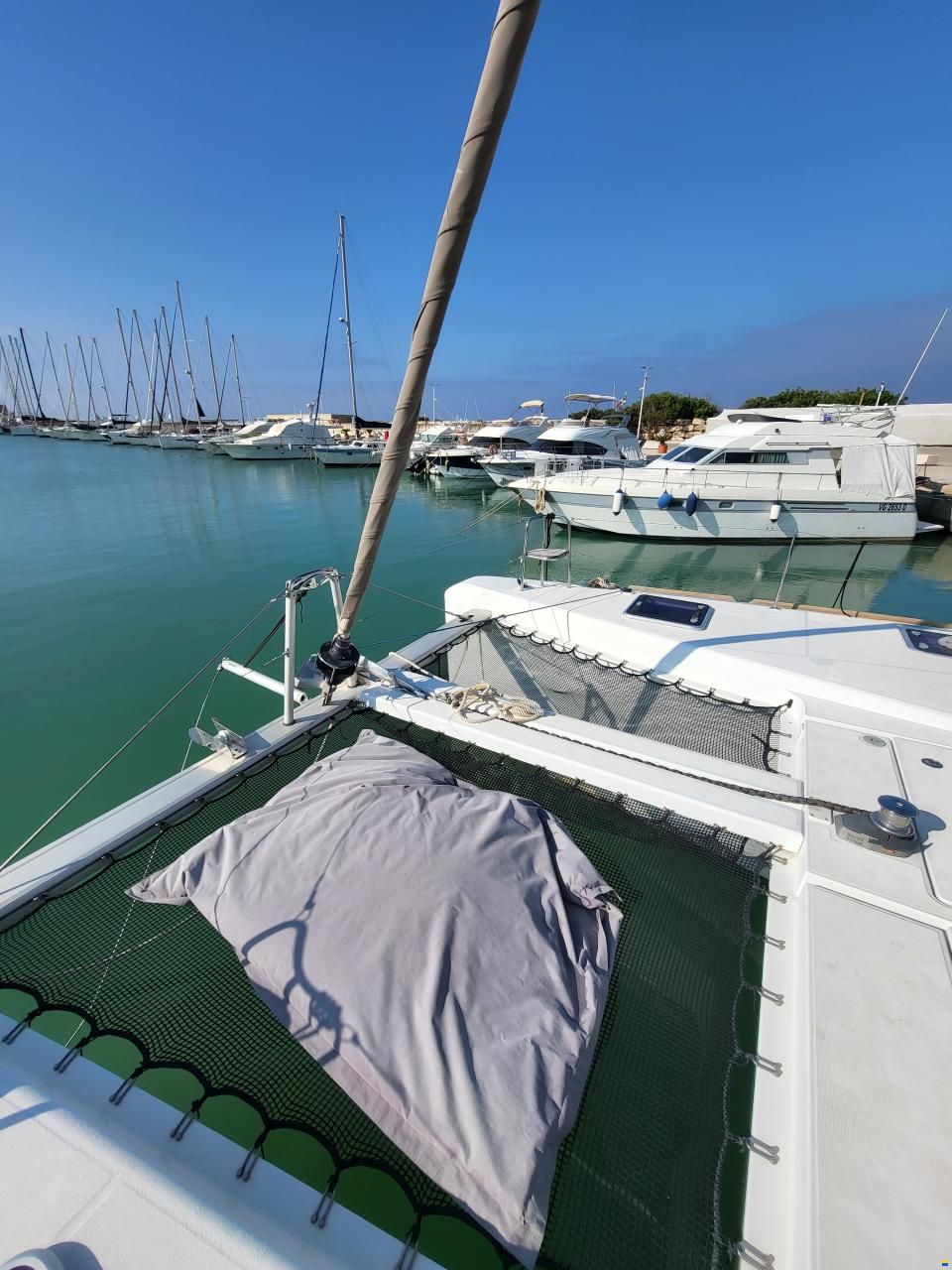 Lagoon 39