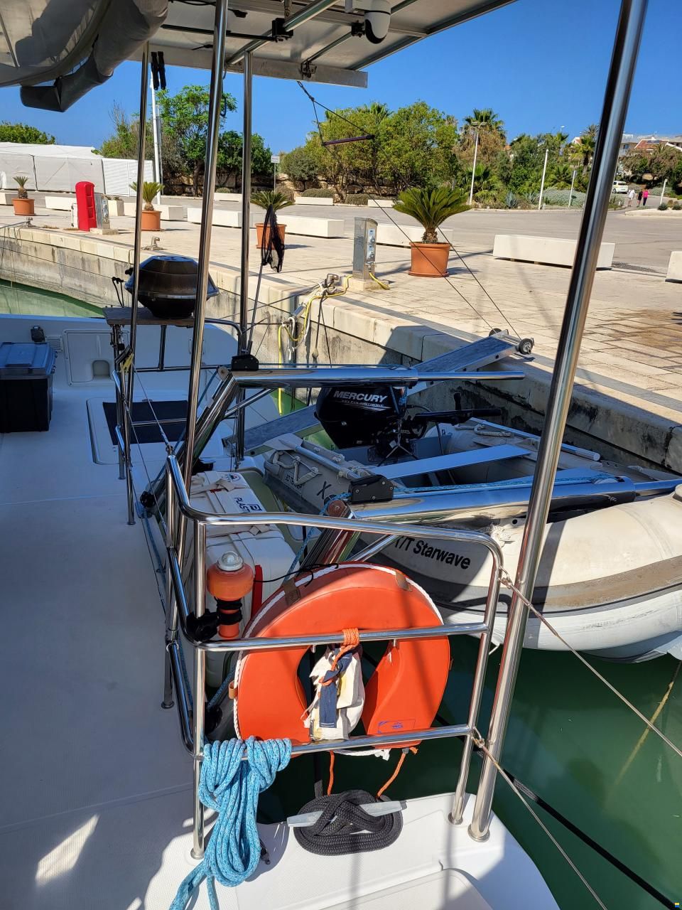 Lagoon 39