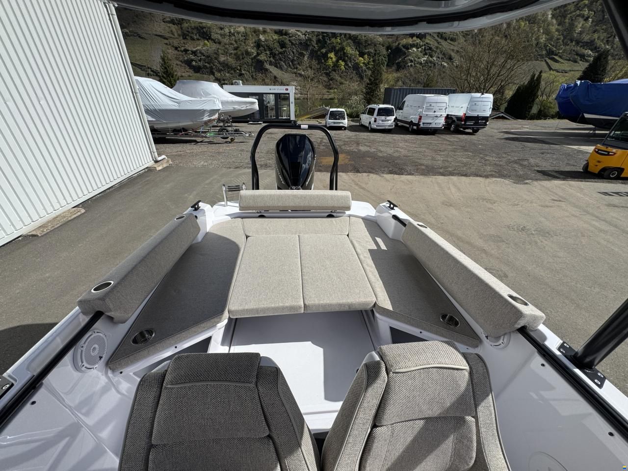 Axopar 25 Cross-Top