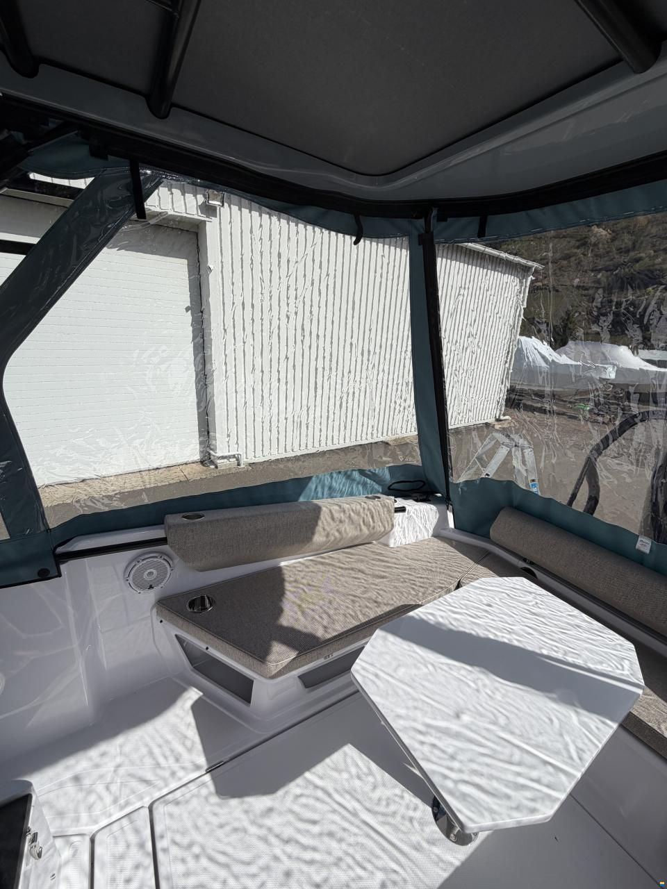 Axopar 25 Cross-Top