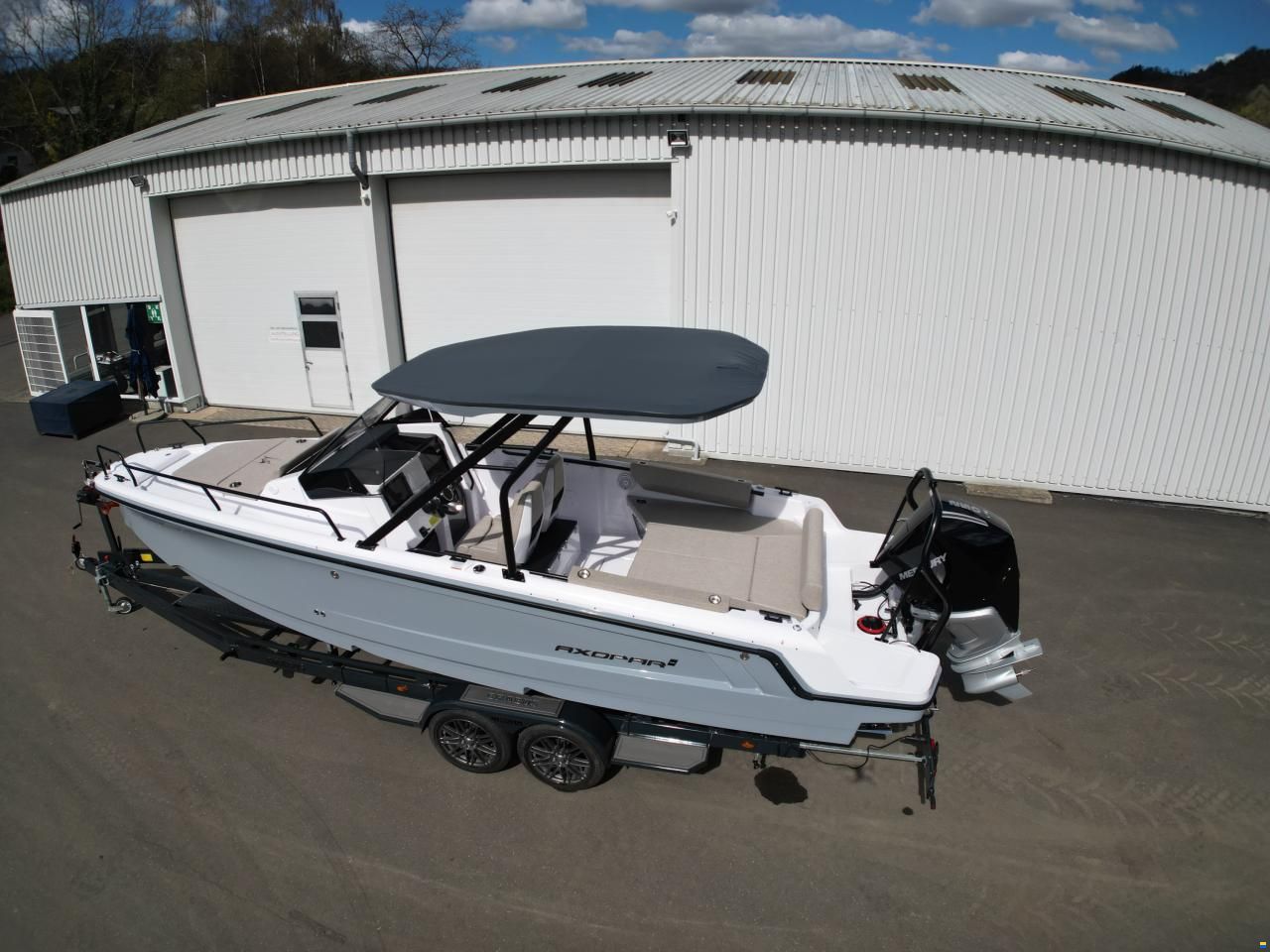 Axopar 25 Cross-Top