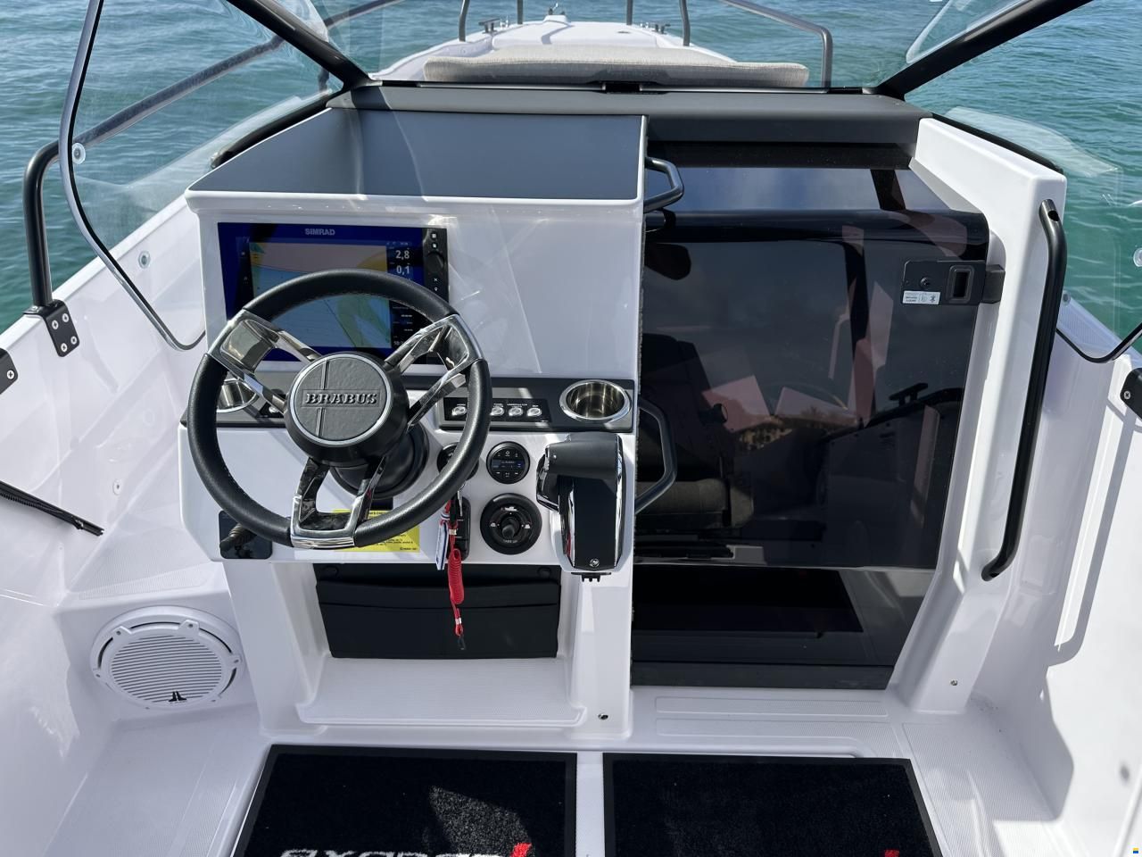 Axopar 25 Cross-Top