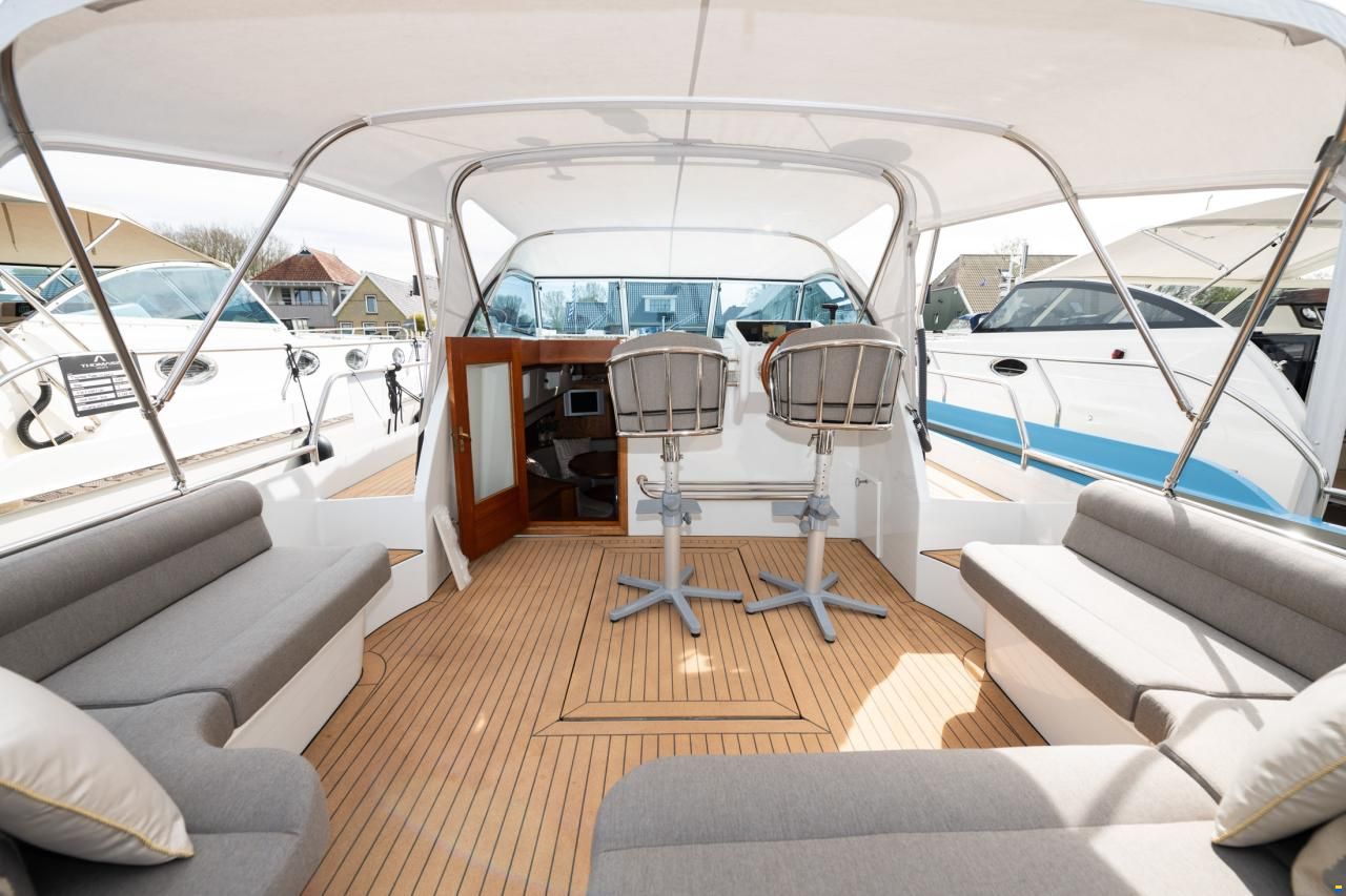 Thomasz Tristan 32 Cabrio