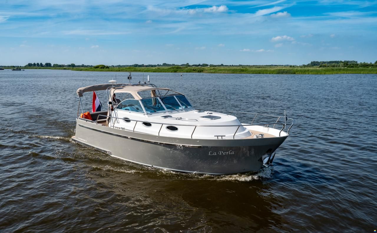Thomasz Tristan 32 Cabrio