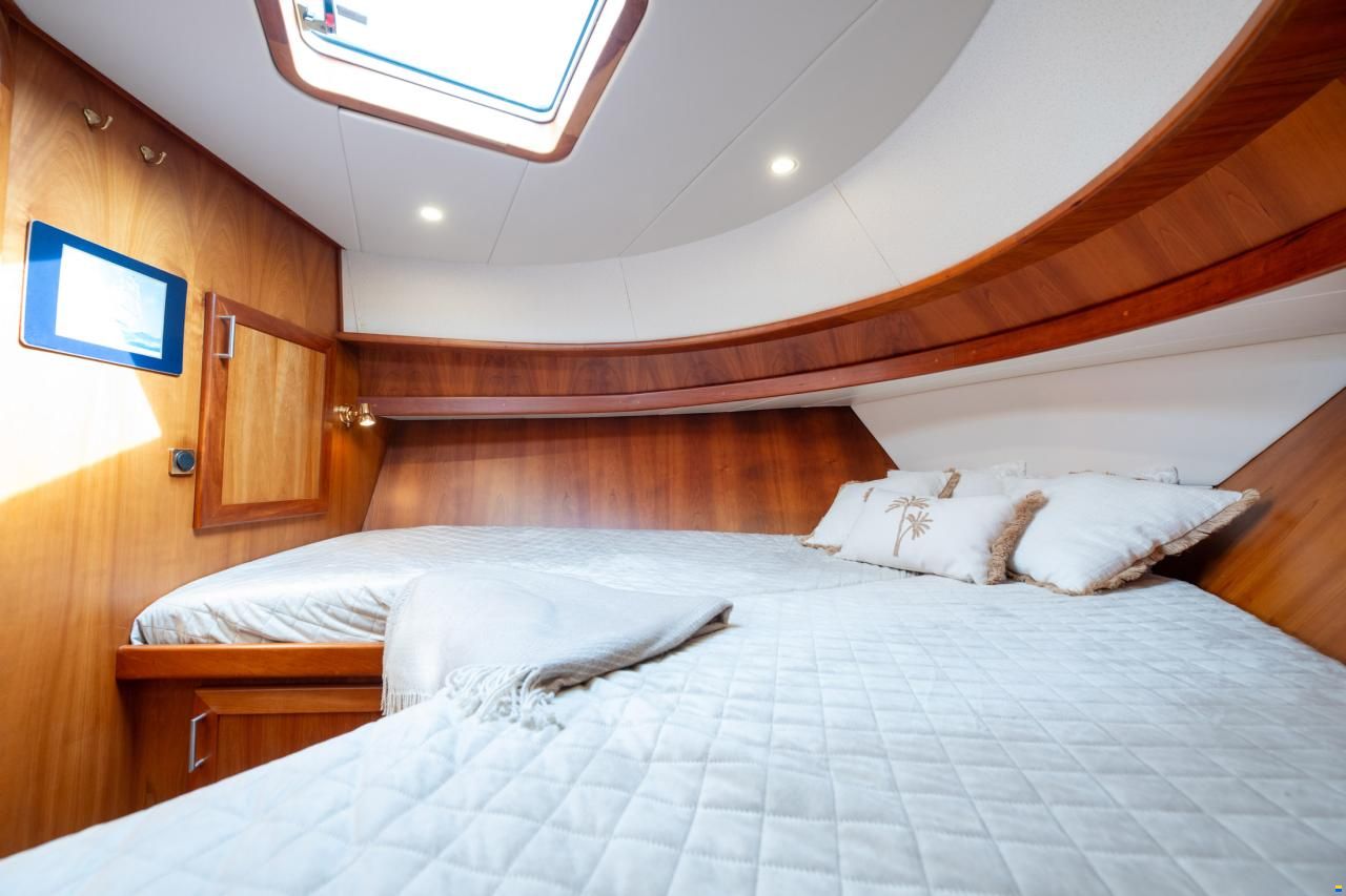 Thomasz Tristan 32 Cabrio