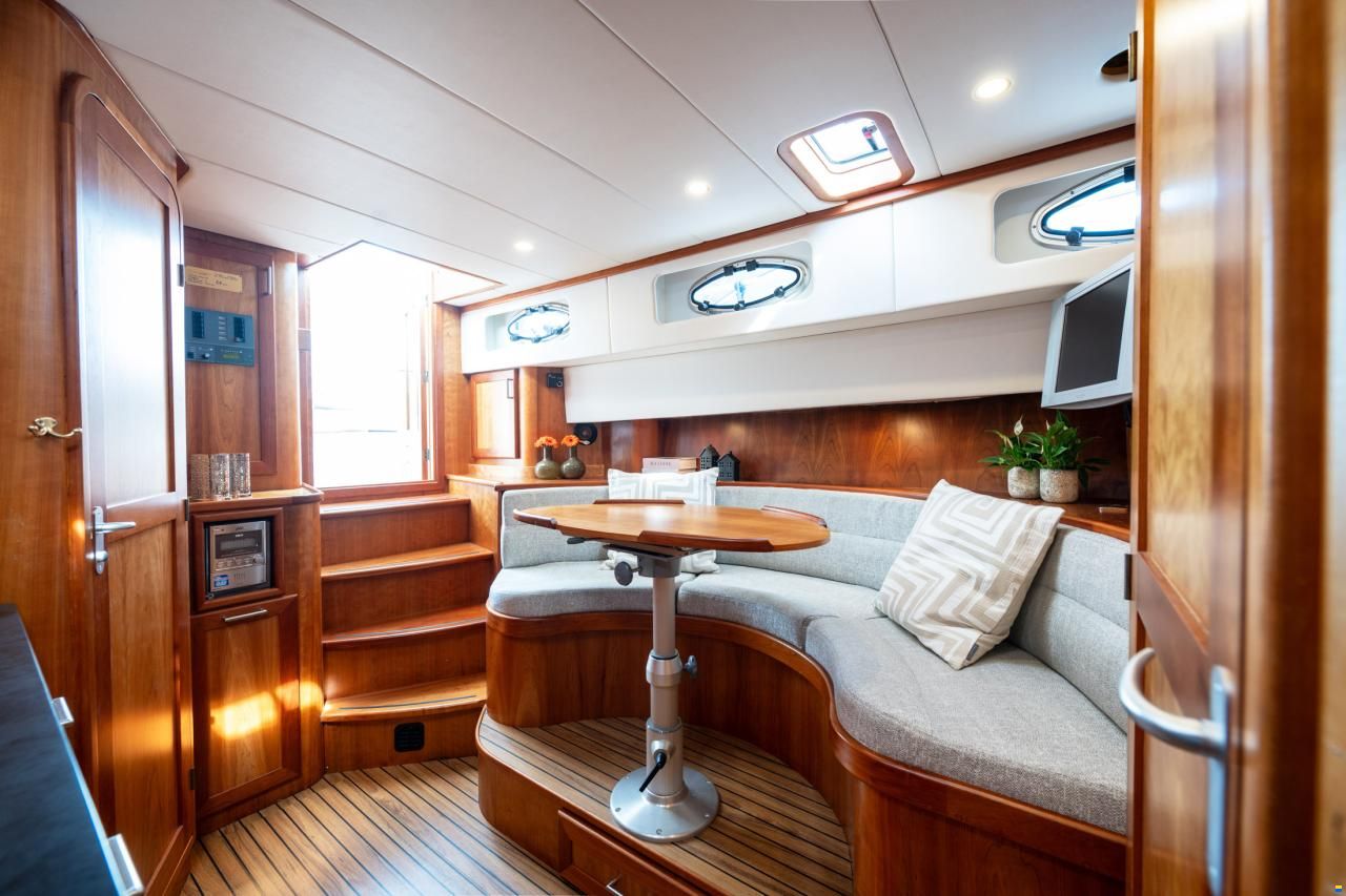Thomasz Tristan 32 Cabrio