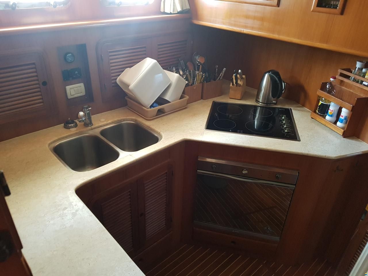 Trader 535 Signature MY