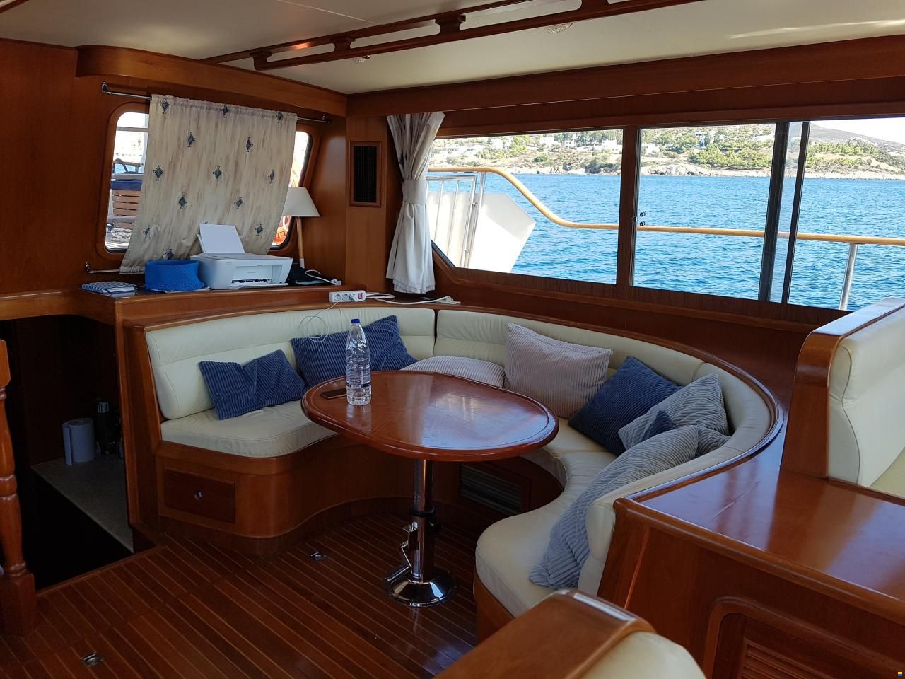 Trader 535 Signature MY