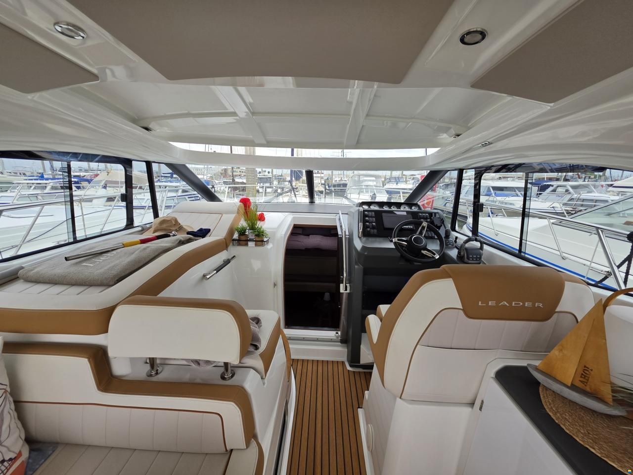 Jeanneau Leader 36