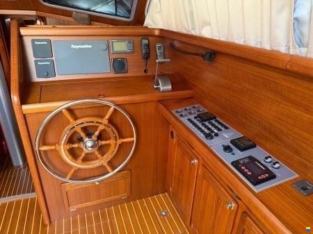 Nauticat 525
