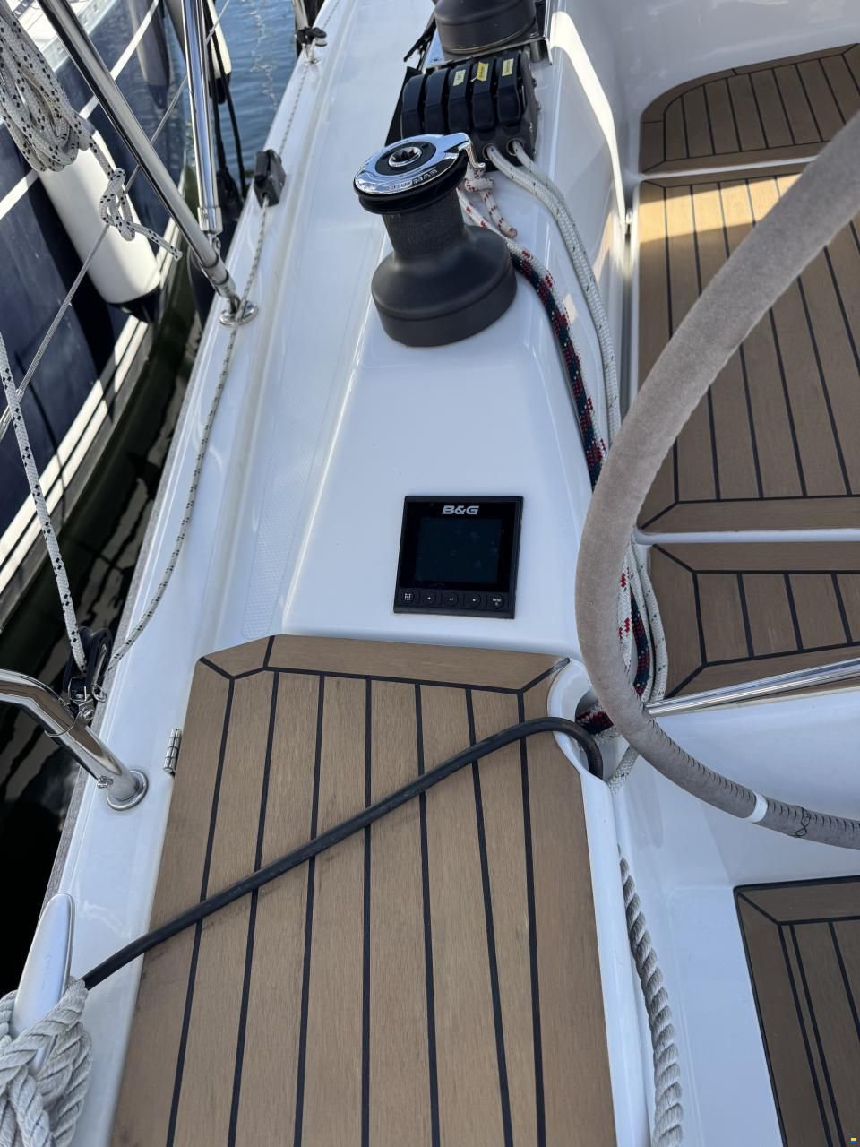 Hanse 348