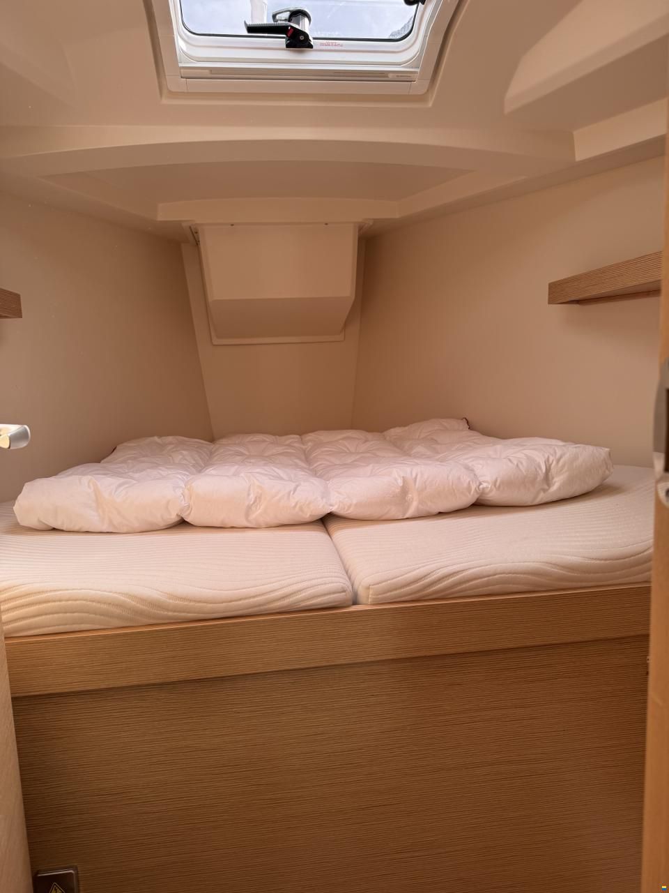Hanse 348